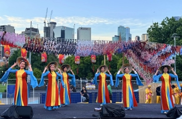 Asia Street Food Festival 2025 — Falun Dafa performance