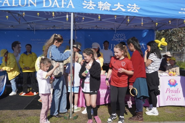 General festival scene at Hurstbridge